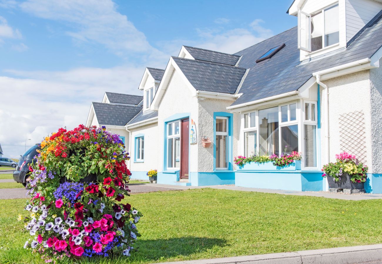 Ferienhaus in Bundoran - Portbeg 4 bedrooms Semi Detached