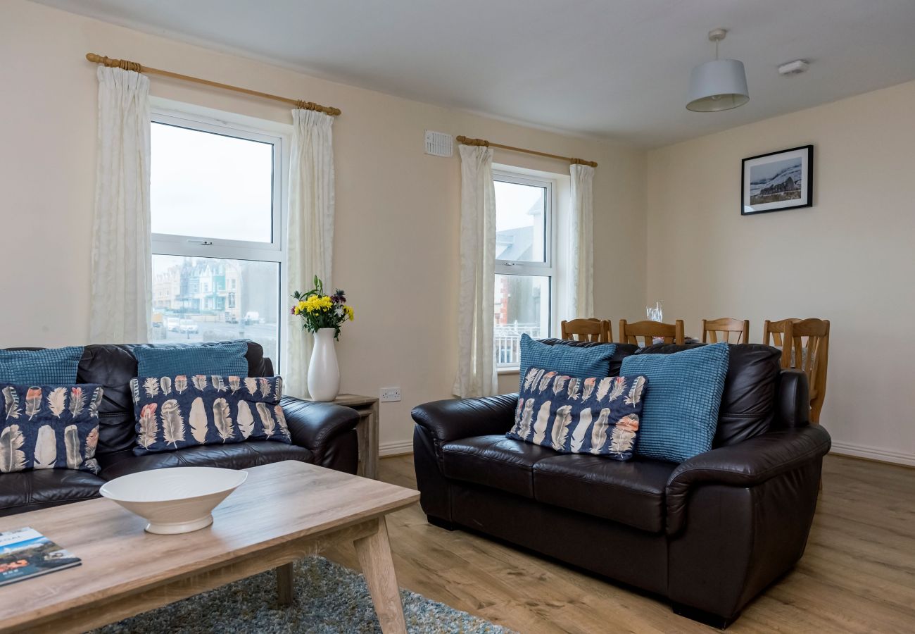 Ferienhaus in Bundoran - Ocean View 2bed. Townhouse