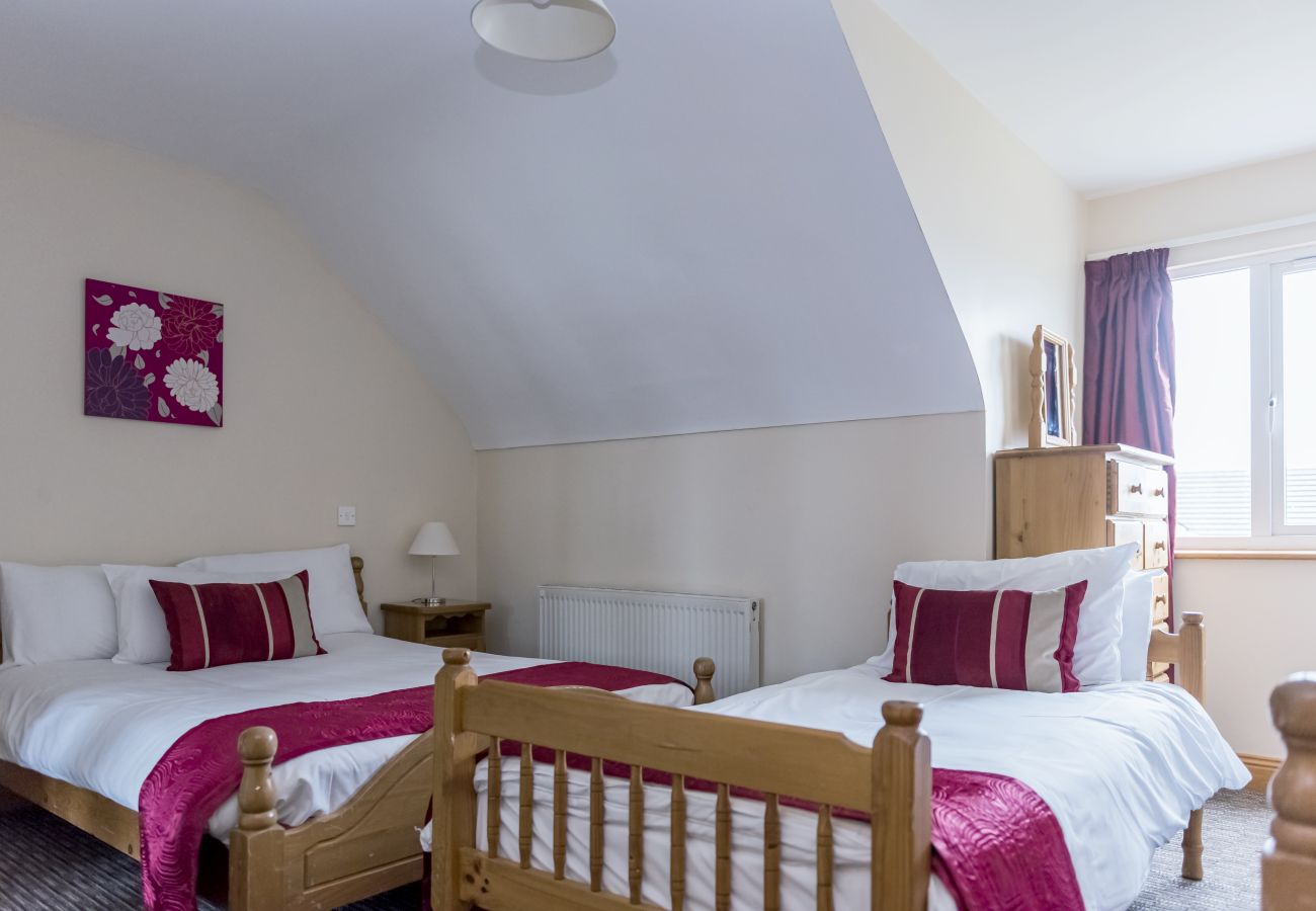 Ferienhaus in Bundoran - Portbeg 4bedrooms x 1Night