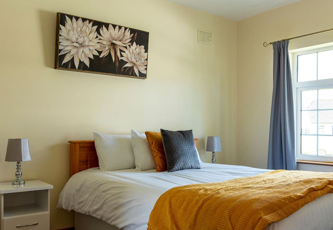 Bungalow in Bundoran - Bunholvil 2bed. x1 night