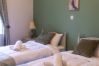 Alquiler por habitaciones en Kinlough - The CourtHouse twin Bedroom