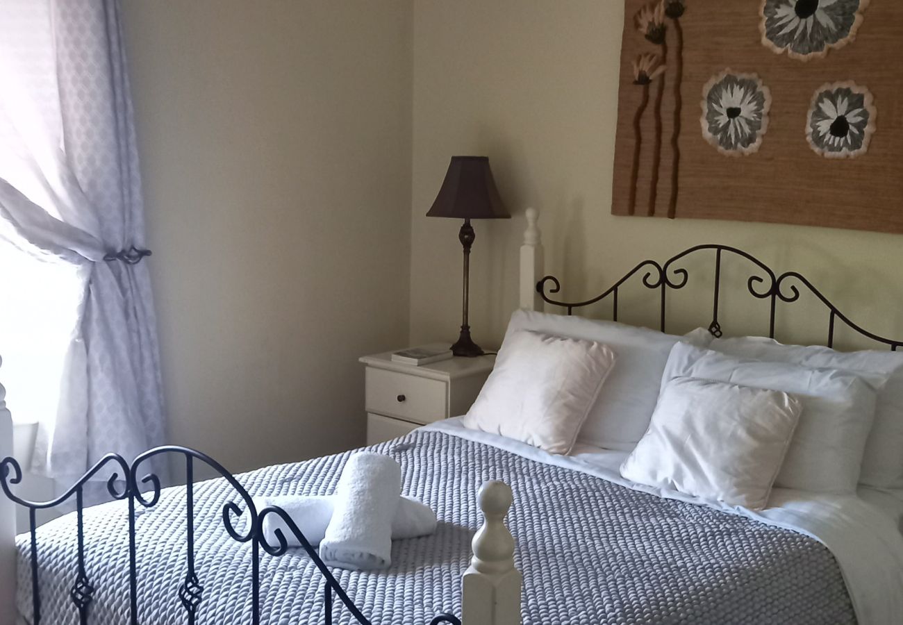 Rent by room in Kinlough - The CourtHouse Doble Bedroom