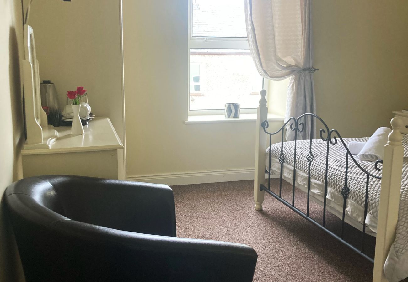 Rent by room in Kinlough - The CourtHouse Doble Bedroom